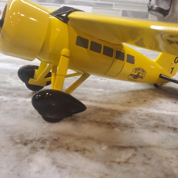 Pennzoil Vintage Airplane bank die cast NIB second in series @81 - Picture 9 of 12